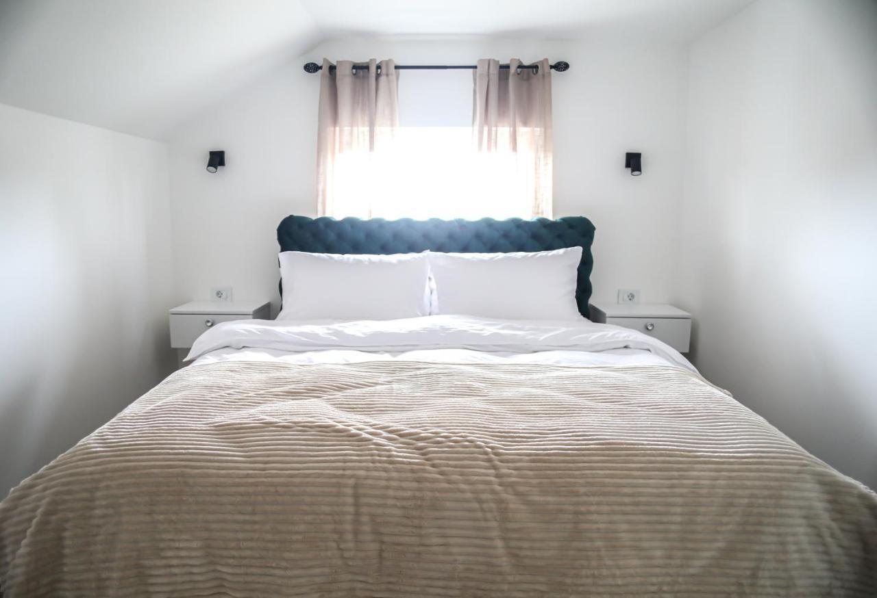 La Casa Apartments Jagodina Extérieur photo